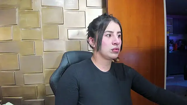 Snapshot of Nara_belen chatting on 05/14/26, 03:24 Nara belen online show from 05/14/26, 03:24