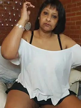 Lilybanx online show from 04/06/26, 03:57