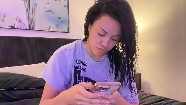 Snapshot of babymalaya chatting on 11/23/25, 03:12 babymalaya online show from 11/23/25, 03:12