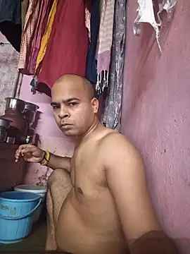 Snapshot of Vickyrajput009 chatting on 04/14/26, 01:11 Vickyrajput009 online show from 04/14/26, 01:11