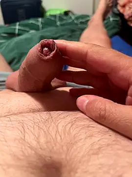 Snapshot of misterfield chatting on 09/20/25, 09:38 misterfield online show from 09/20/25, 09:38