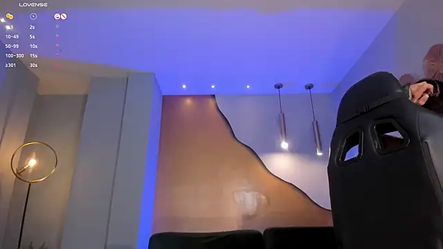 Snapshot of EllaClark chatting on 02/28/25, 01:37 EllaClark online show from 02/28/25, 01:37