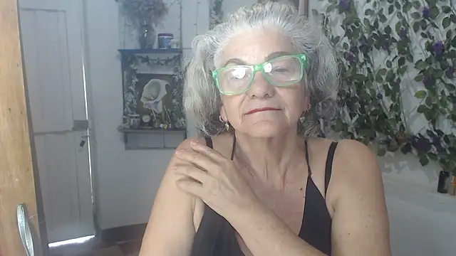 FunnyGrandma online show from 07/19/26, 08:34