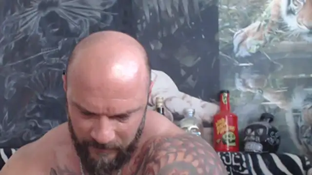 Snapshot of viking_30 chatting on 06/22/26, 06:32 viking 30 online show from 06/22/26, 06:32