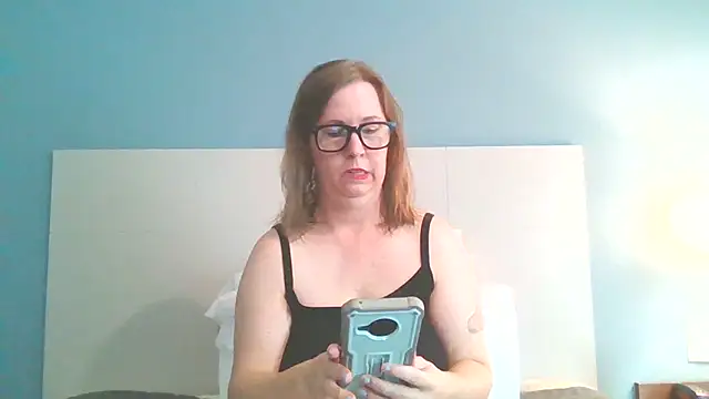 Snapshot of SweetandNaughty1 chatting on 03/18/25, 09:10 SweetandNaughty1 online show from 03/18/25, 09:10