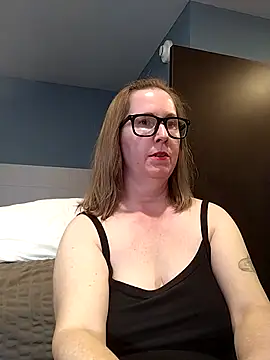 Snapshot of SweetandNaughty1 chatting on 09/10/25, 03:28 SweetandNaughty1 online show from 09/10/25, 03:28