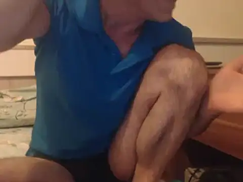 yvesstorm1 online show from 12/13/24, 08:58