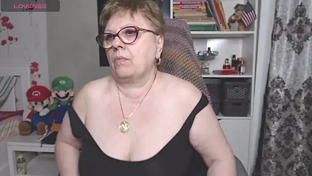 Snapshot of Mella4you chatting on 02/17/26, 09:50 Mella4you online show from 02/17/26, 09:50