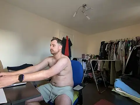 Snapshot of Kramer023 chatting on 01/31/25, 03:22 Kramer023 online show from 01/31/25, 03:22