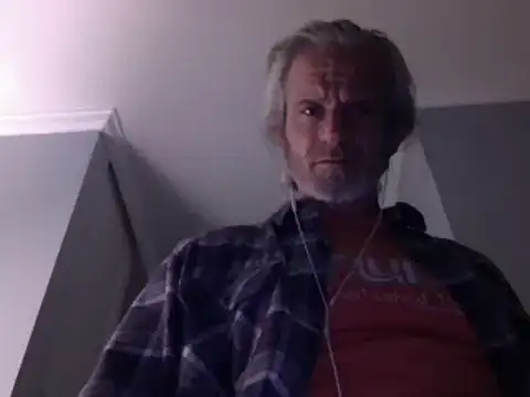 Snapshot of readyforfunxxx chatting on 12/08/24, 12:08 readyforfunxxx online show from 12/08/24, 12:08