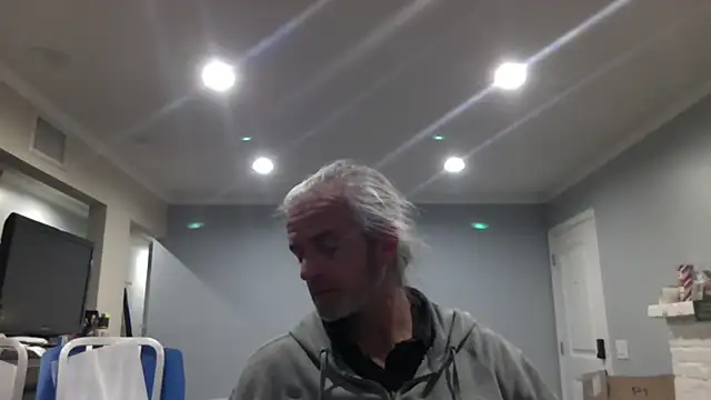 Snapshot of readyforfunxxx chatting on 12/22/24, 01:01 readyforfunxxx online show from 12/22/24, 01:01