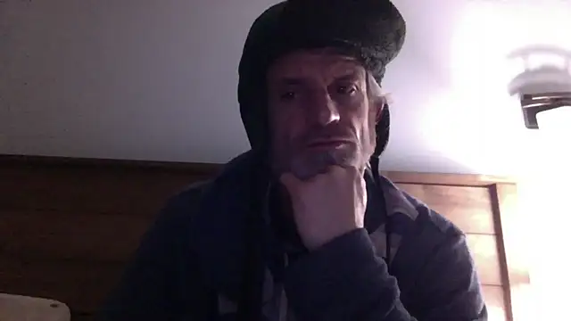 Snapshot of readyforfunxxx chatting on 02/18/25, 01:22 readyforfunxxx online show from 02/18/25, 01:22