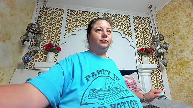 AleshaArabian online show from 09/25/25, 02:15