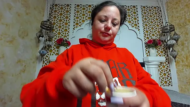 AleshaArabian online show from 10/15/25, 02:33