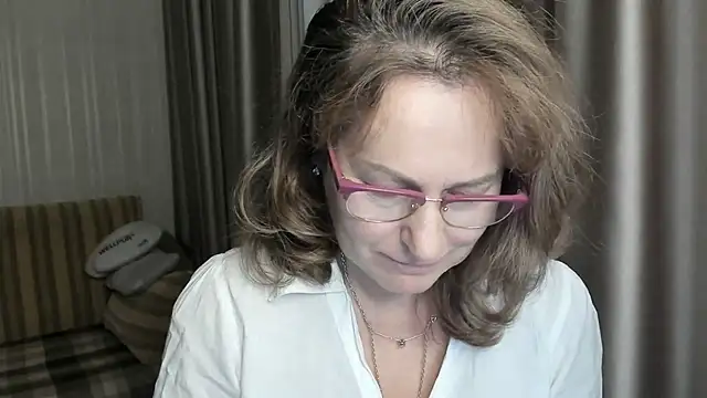 lauraoven online show from 01/05/25, 07:39