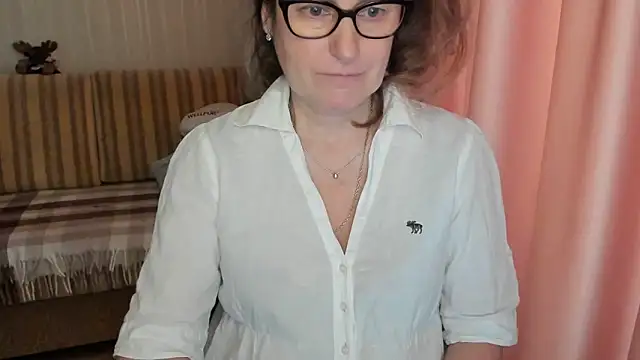 lauraoven online show from 03/07/25, 12:23