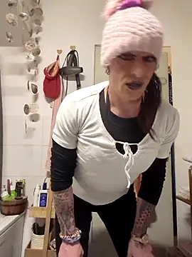 dwtmelina1979 online show from 10/18/25, 02:51