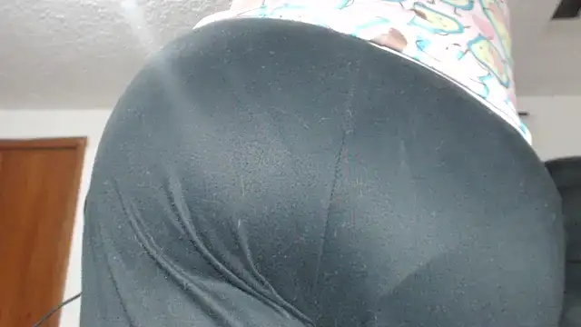 prettyangelsquirt online show from 02/11/25, 03:29