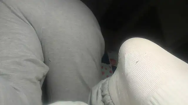 prettyangelsquirt online show from 11/29/25, 09:07