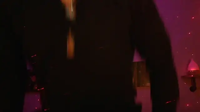 Snapshot of matrikes1 chatting on 12/24/24, 07:22 matrikes1 online show from 12/24/24, 07:22