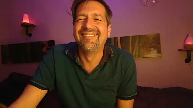 Snapshot of matrikes1 chatting on 12/29/24, 09:09 matrikes1 online show from 12/29/24, 09:09