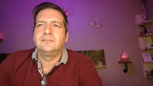 Snapshot of matrikes1 chatting on 01/14/25, 07:53 matrikes1 online show from 01/14/25, 07:53