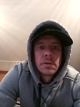 Snapshot of Antonio11111x chatting on 03/16/26, 02:21 Antonio11111x online show from 03/16/26, 02:21