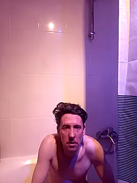 Snapshot of Antonio11111x chatting on 03/20/26, 05:40 Antonio11111x online show from 03/20/26, 05:40