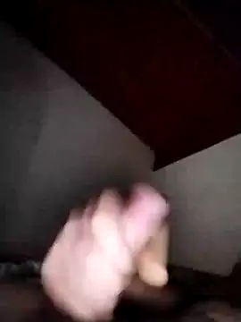 Kw8585kw online show from 02/03/25, 02:14