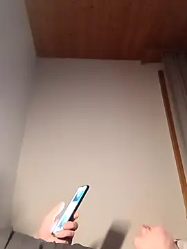 Snapshot of Kw8585kw chatting on 03/14/26, 04:29 Kw8585kw online show from 03/14/26, 04:29