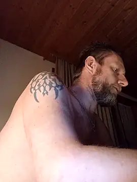 Snapshot of Kw8585kw chatting on 03/28/26, 01:27 Kw8585kw online show from 03/28/26, 01:27