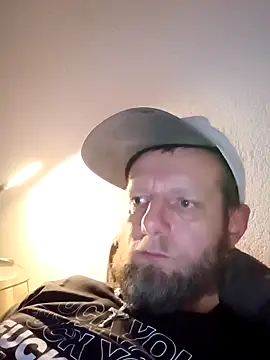 Snapshot of Kw8585kw chatting on 03/29/26, 05:18 Kw8585kw online show from 03/29/26, 05:18