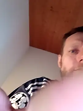 Snapshot of Kw8585kw chatting on 04/02/26, 05:27 Kw8585kw online show from 04/02/26, 05:27