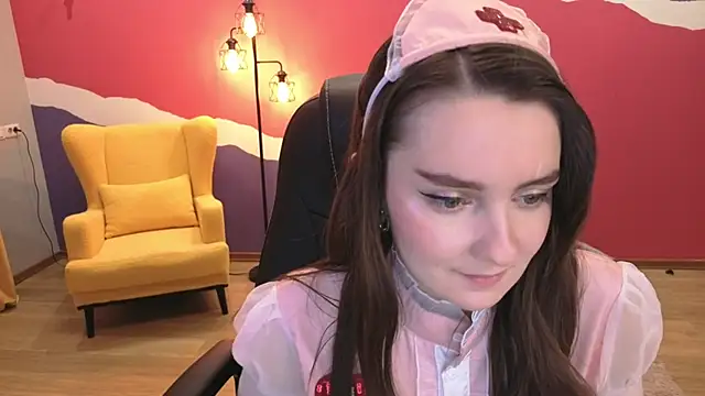 CloudGrace online show from 11/18/25, 06:12