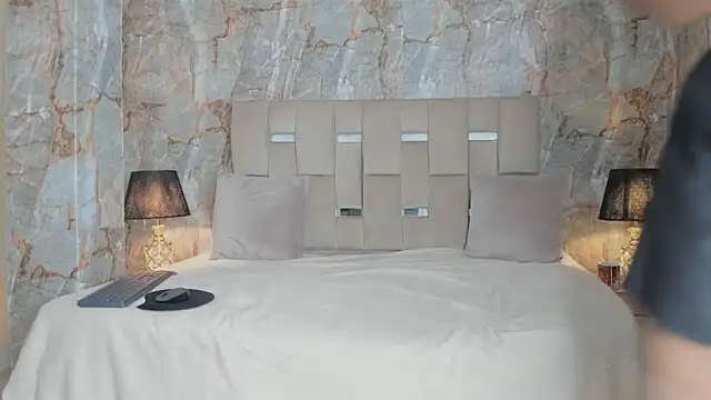 Snapshot of AranzaLatinBlacks chatting on 01/22/25, 12:27 AranzaLatinBlacks online show from 01/22/25, 12:27