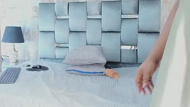 Snapshot of AranzaLatinBlacks chatting on 03/13/25, 09:16 AranzaLatinBlacks online show from 03/13/25, 09:16