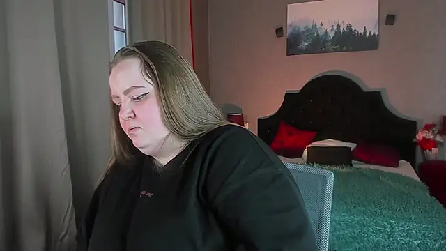 EMMA  CONNOR online show from 01/23/25, 10:22