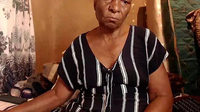 NaughtyGranny online show from 02/15/26, 08:49