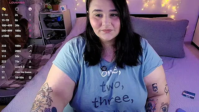 Snapshot of naughtykiss chatting on 04/02/26, 03:26 naughtykiss online show from 04/02/26, 03:26