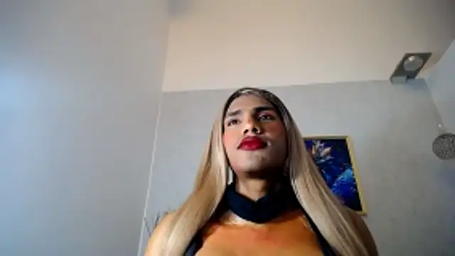 Snapshot of paulabigcock chatting on 03/06/26, 12:12 paulabigcock online show from 03/06/26, 12:12