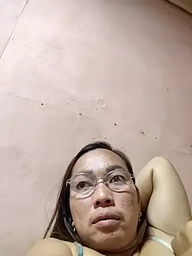 asianwet4u online show from 12/21/25, 04:03