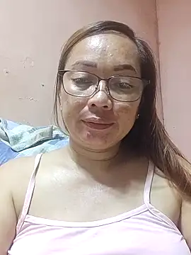 Snapshot of asianwet4u chatting on 03/22/26, 03:54 asianwet4u online show from 03/22/26, 03:54