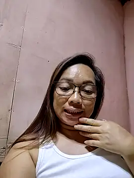 Snapshot of asianwet4u chatting on 04/02/26, 04:15 asianwet4u online show from 04/02/26, 04:15