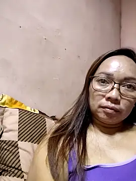 Snapshot of asianwet4u chatting on 04/05/26, 04:37 asianwet4u online show from 04/05/26, 04:37