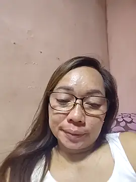 Snapshot of asianwet4u chatting on 04/06/26, 04:52 asianwet4u online show from 04/06/26, 04:52