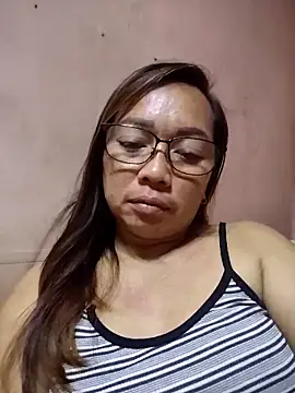 Snapshot of asianwet4u chatting on 04/12/26, 05:40 asianwet4u online show from 04/12/26, 05:40