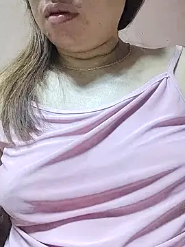 Snapshot of asianwet4u chatting on 07/10/26, 05:12 asianwet4u online show from 07/10/26, 05:12