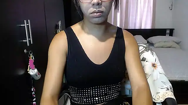 Snapshot of sensual_nataliee chatting on 01/10/25, 03:37 sensual nataliee online show from 01/10/25, 03:37