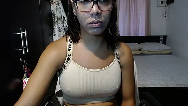 Snapshot of sensual_nataliee chatting on 01/24/25, 02:41 sensual nataliee online show from 01/24/25, 02:41