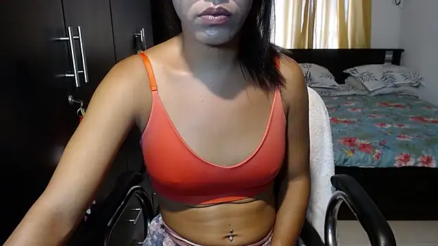 Snapshot of sensual_nataliee chatting on 02/08/25, 07:38 sensual nataliee online show from 02/08/25, 07:38